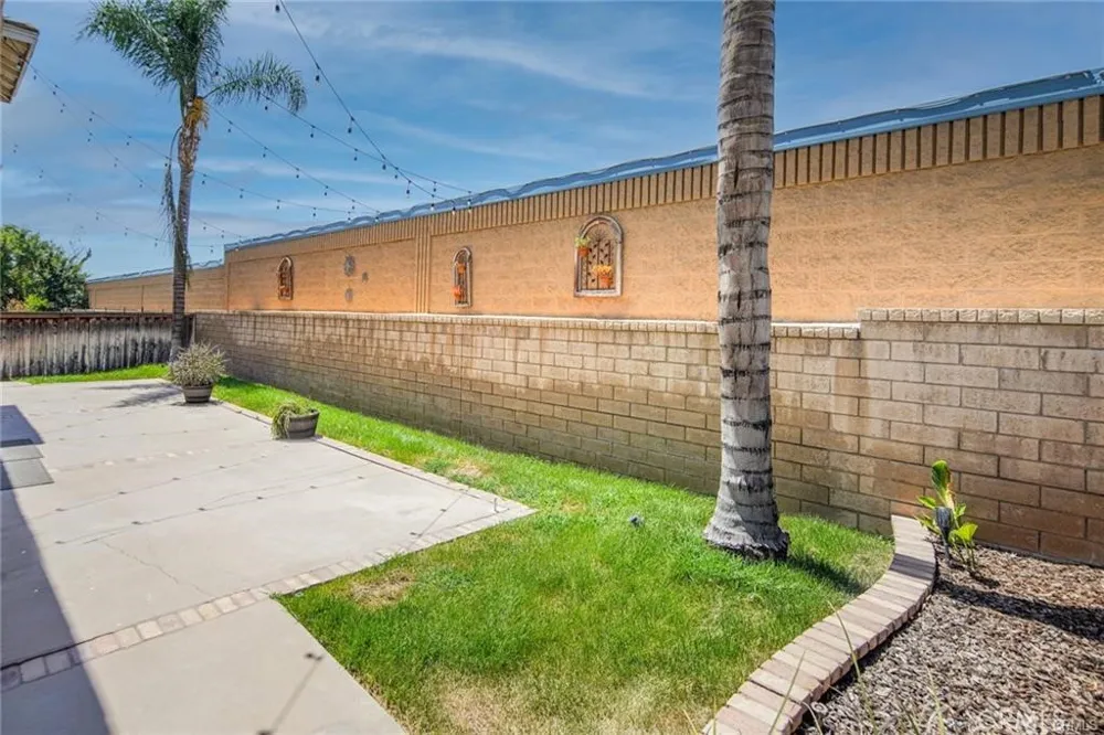 7238 Townsend Ct Rancho Cucamonga, CA 91739