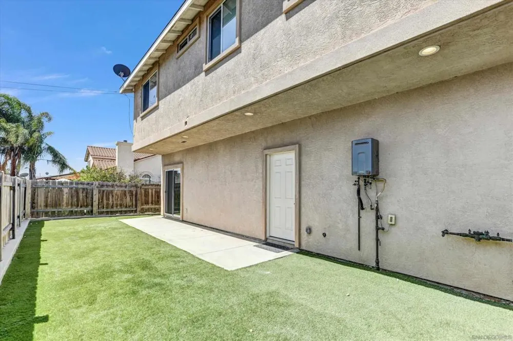946 11Th Imperial Beach, CA 91932