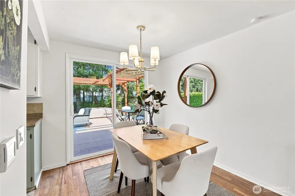 112 NW 159th Street Shoreline, WA 98177