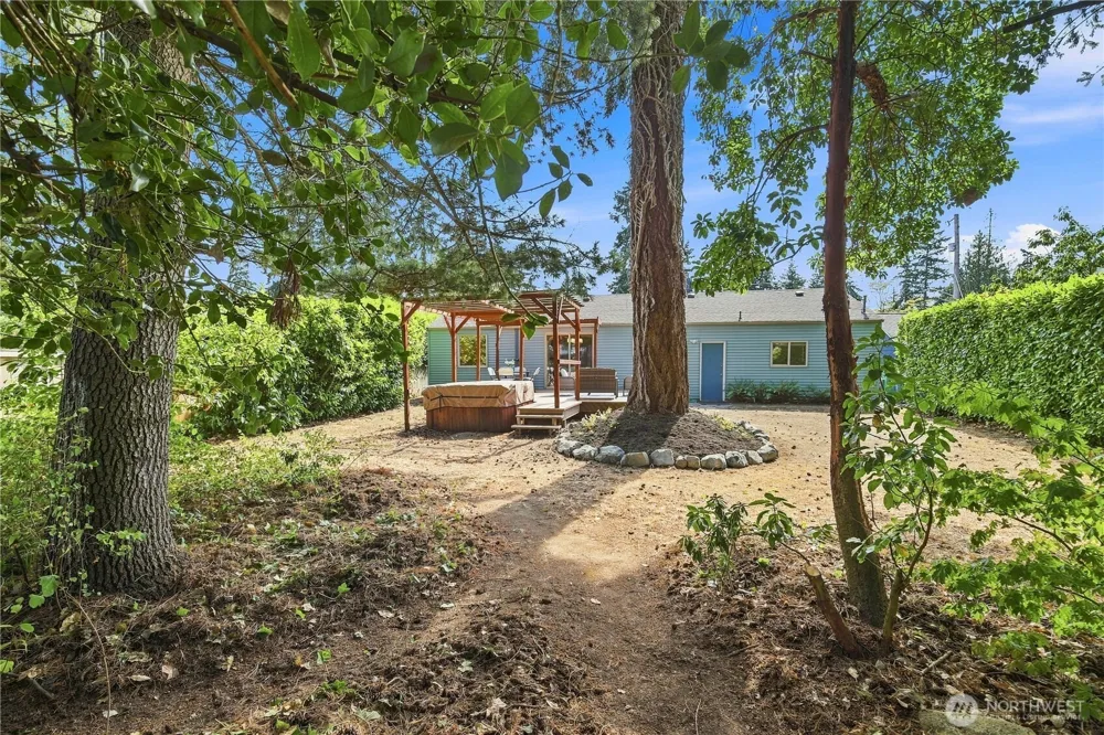 112 NW 159th Street Shoreline, WA 98177
