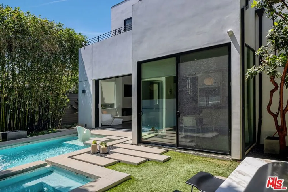 848 Crescent Heights Boulevard Los Angeles, CA 90046