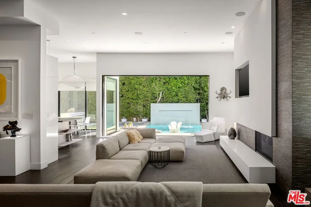 848 Crescent Heights Boulevard Los Angeles, CA 90046