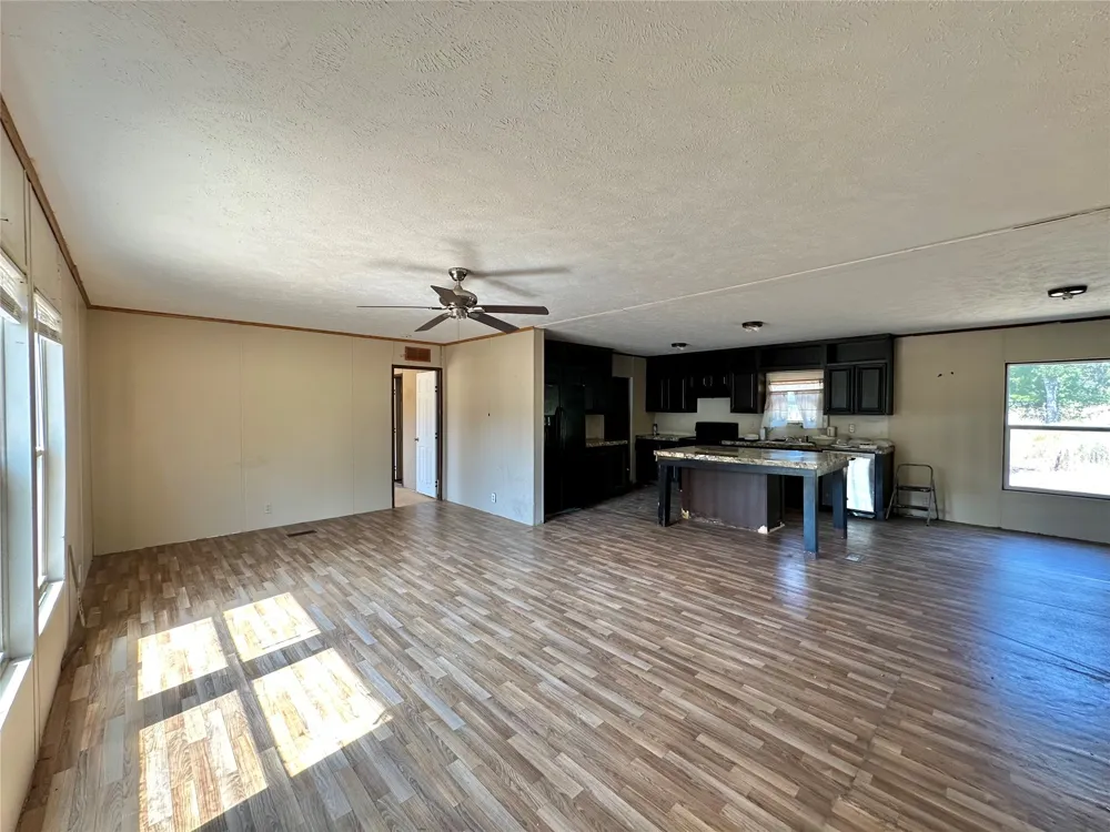 12809 E Highway 412 Locust Grove, OK 74352