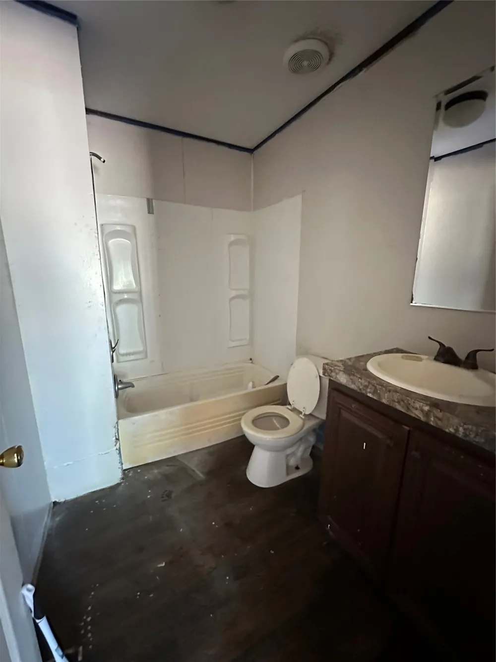 12809 E Highway 412 Locust Grove, OK 74352