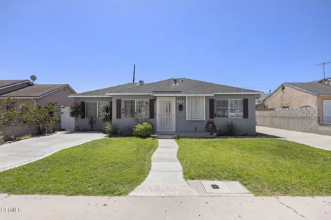 208 Lark Street
