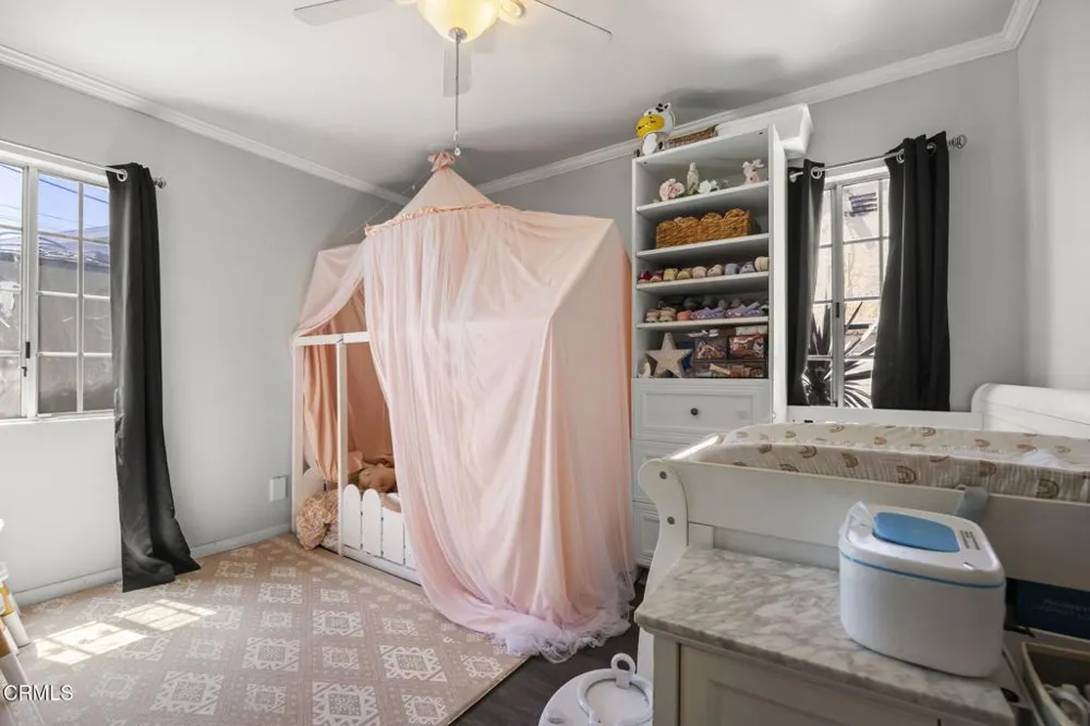 208 Lark Street Oxnard, CA 93033