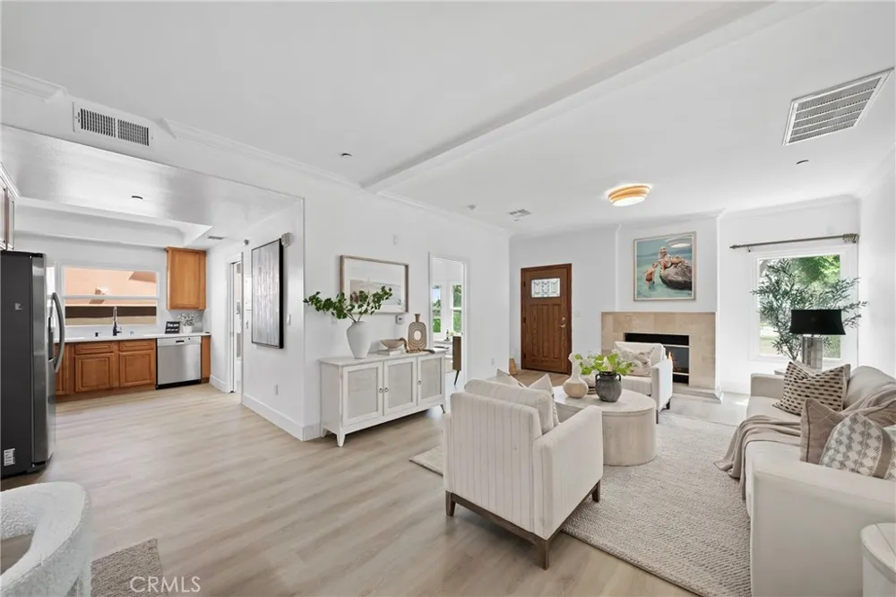 1088 S Marengo #8 Pasadena, CA 91106