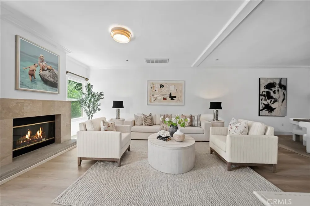 1088 S Marengo #8 Pasadena, CA 91106