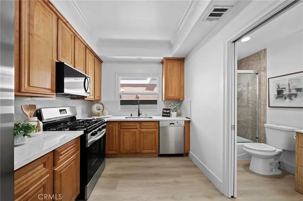 1088 S Marengo #8 Pasadena, CA 91106