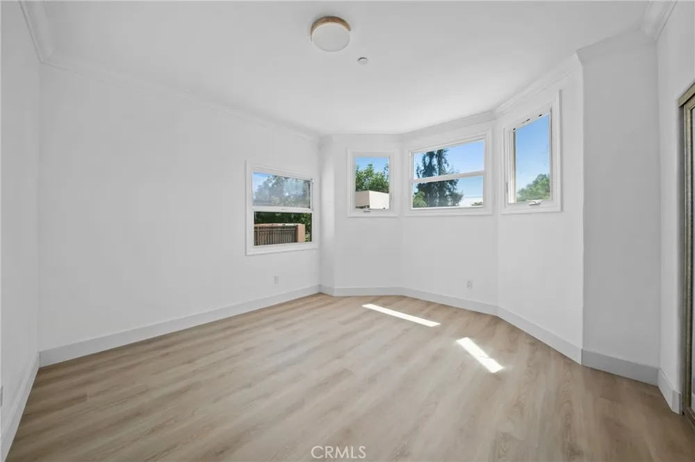 1088 S Marengo #8 Pasadena, CA 91106