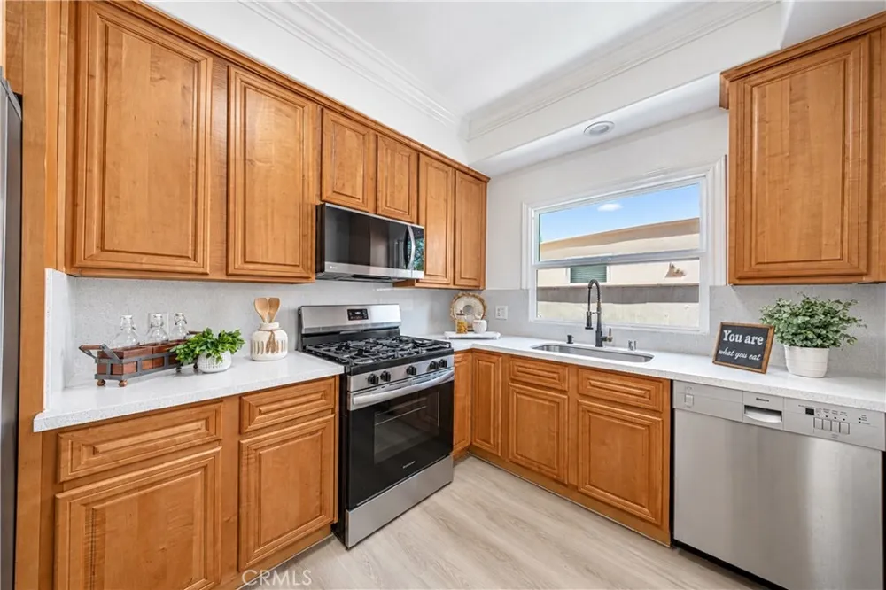 1088 S Marengo #8 Pasadena, CA 91106