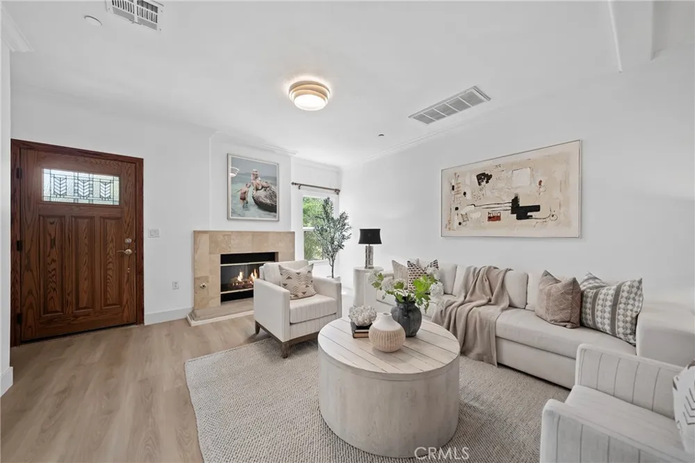 1088 S Marengo #8 Pasadena, CA 91106
