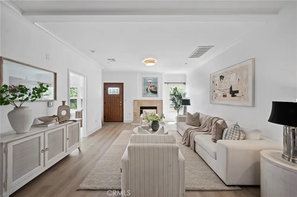 1088 S Marengo #8 Pasadena, CA 91106