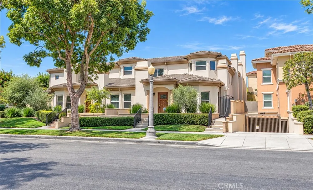 1088 S Marengo #8 Pasadena, CA 91106