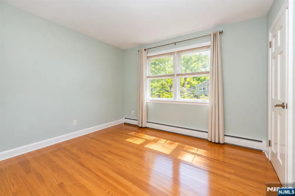 175 Riverdale Street Hillsdale, NJ 07642