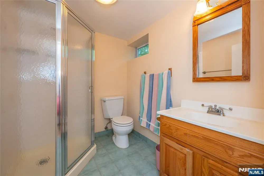 175 Riverdale Street Hillsdale, NJ 07642