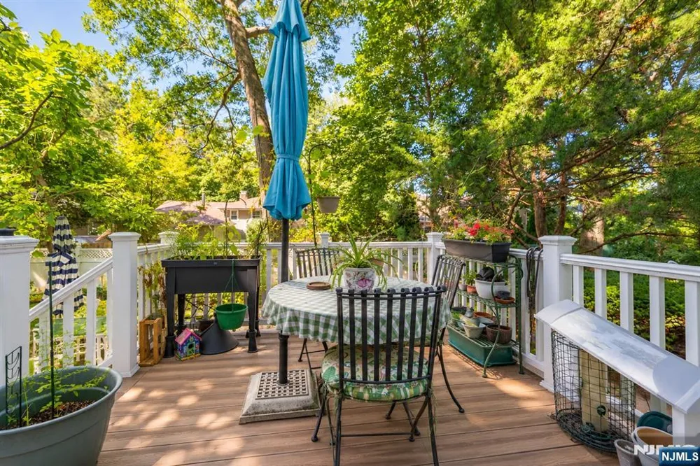 175 Riverdale Street Hillsdale, NJ 07642