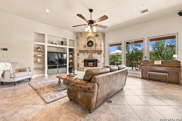 3555 Comal Spgs Canyon Lake, TX 78133