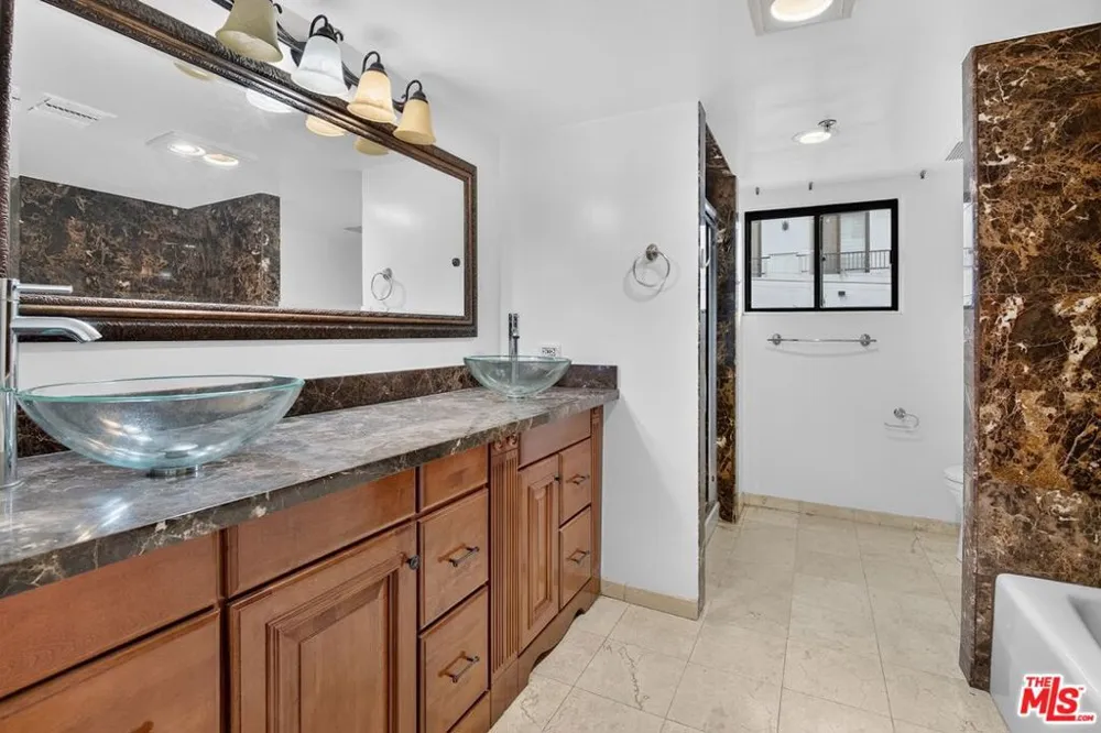 10660 Wilshire Boulevard #309 Los Angeles, CA 90024