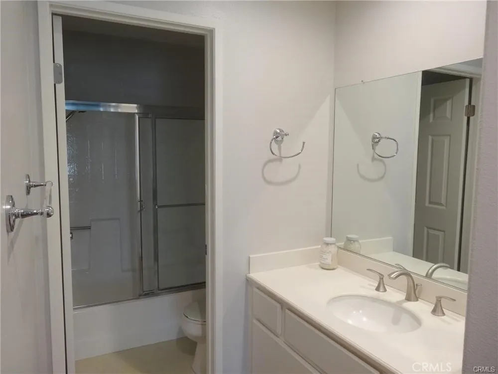 2960 Champion Way #1307 Tustin, CA 92782