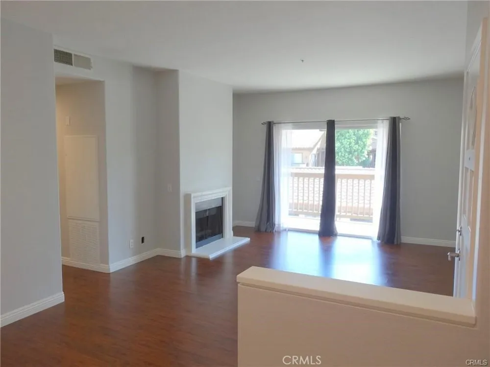 2960 Champion Way #1307 Tustin, CA 92782