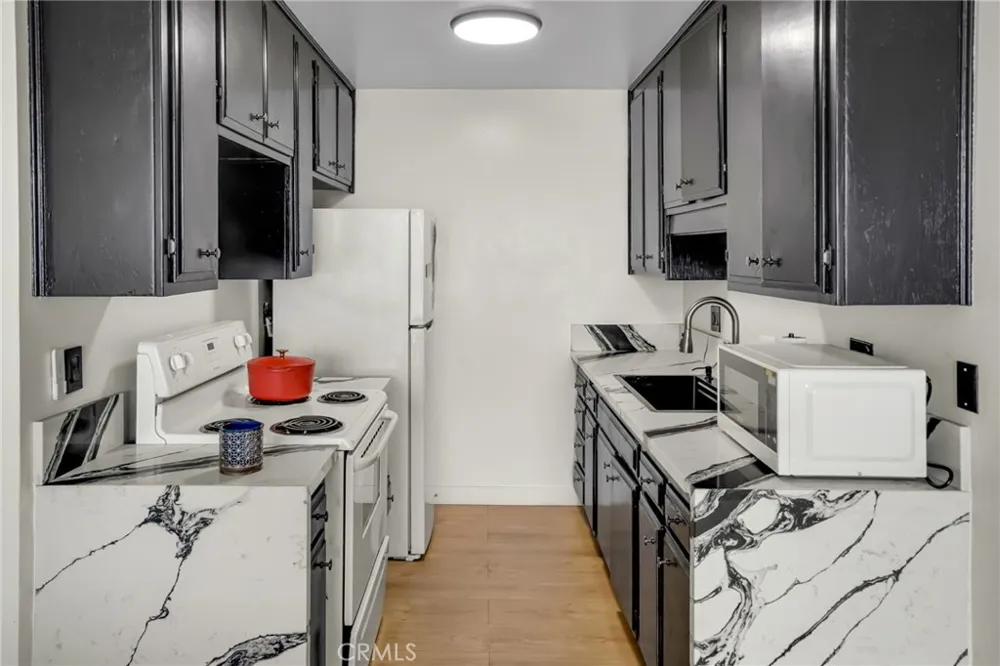 375 Atlantic Avenue #607 Long Beach, CA 90802