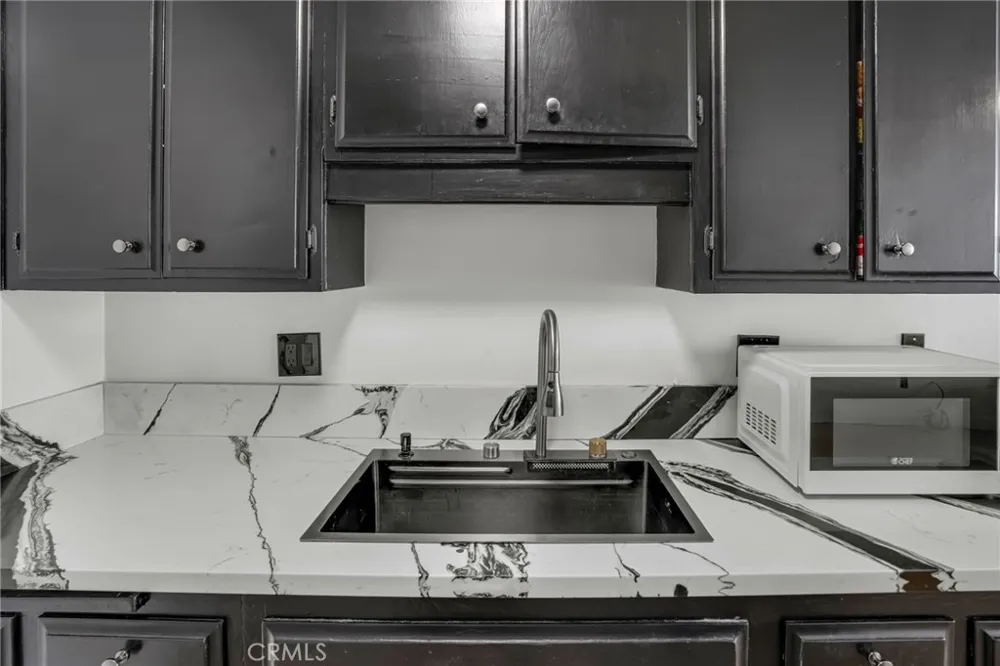375 Atlantic Avenue #607 Long Beach, CA 90802