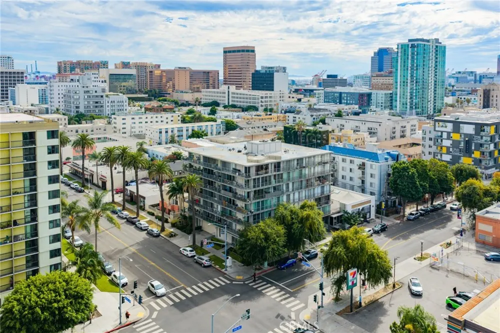 375 Atlantic Avenue #607 Long Beach, CA 90802