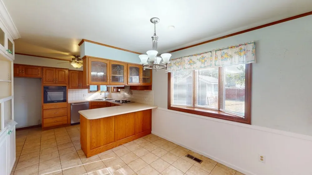 2621 S 89th EastAvenue Tulsa, OK 74129