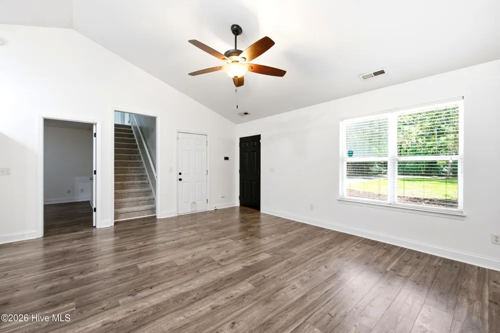 122 Pond View Circle Hampstead, NC 28443