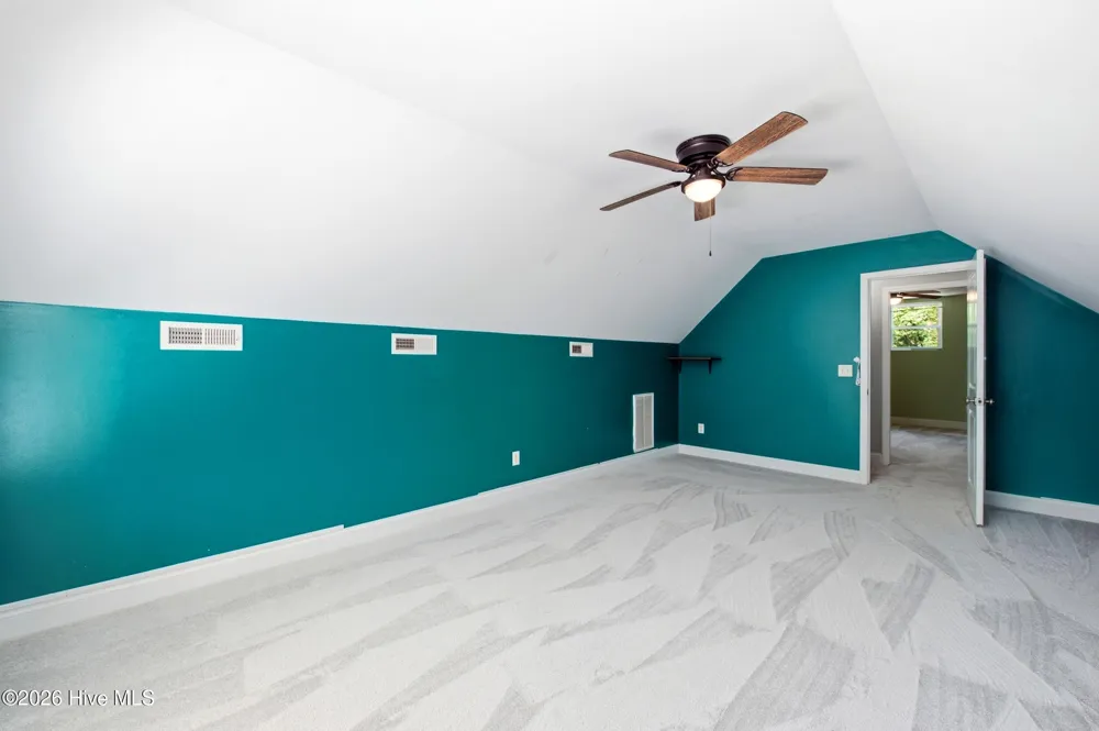 122 Pond View Circle Hampstead, NC 28443