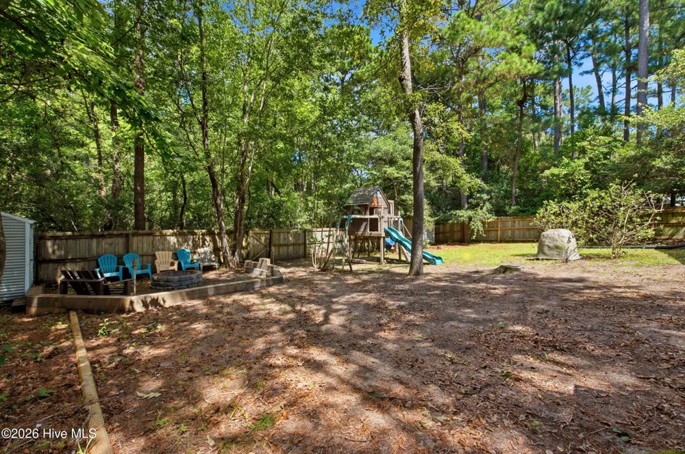 122 Pond View Circle Hampstead, NC 28443