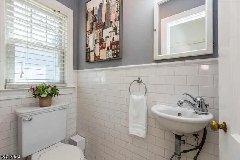 22 Sheridan Avenue West Orange, NJ 07052