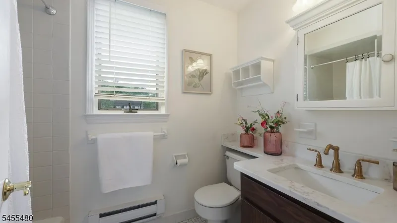 209 Midwood Pl Westfield Town, NJ 07090