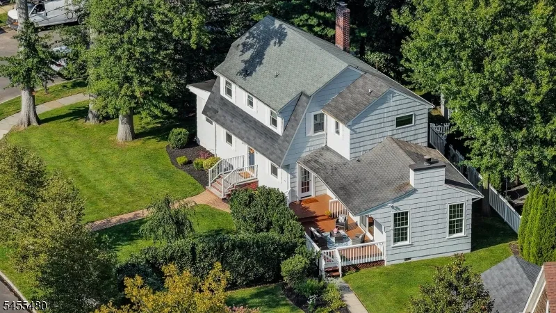 209 Midwood Pl Westfield Town, NJ 07090