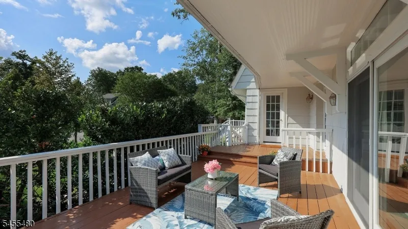 209 Midwood Pl Westfield Town, NJ 07090