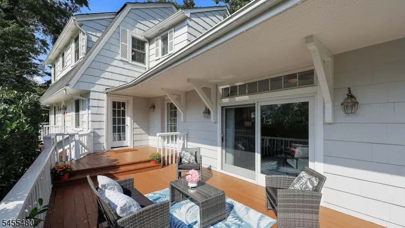 209 Midwood Pl Westfield Town, NJ 07090