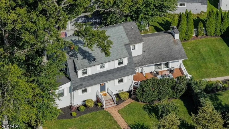 209 Midwood Pl Westfield Town, NJ 07090