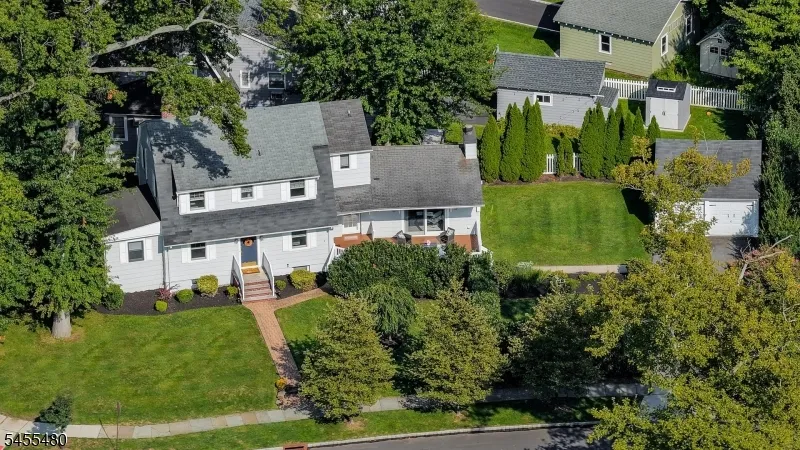 209 Midwood Pl Westfield Town, NJ 07090