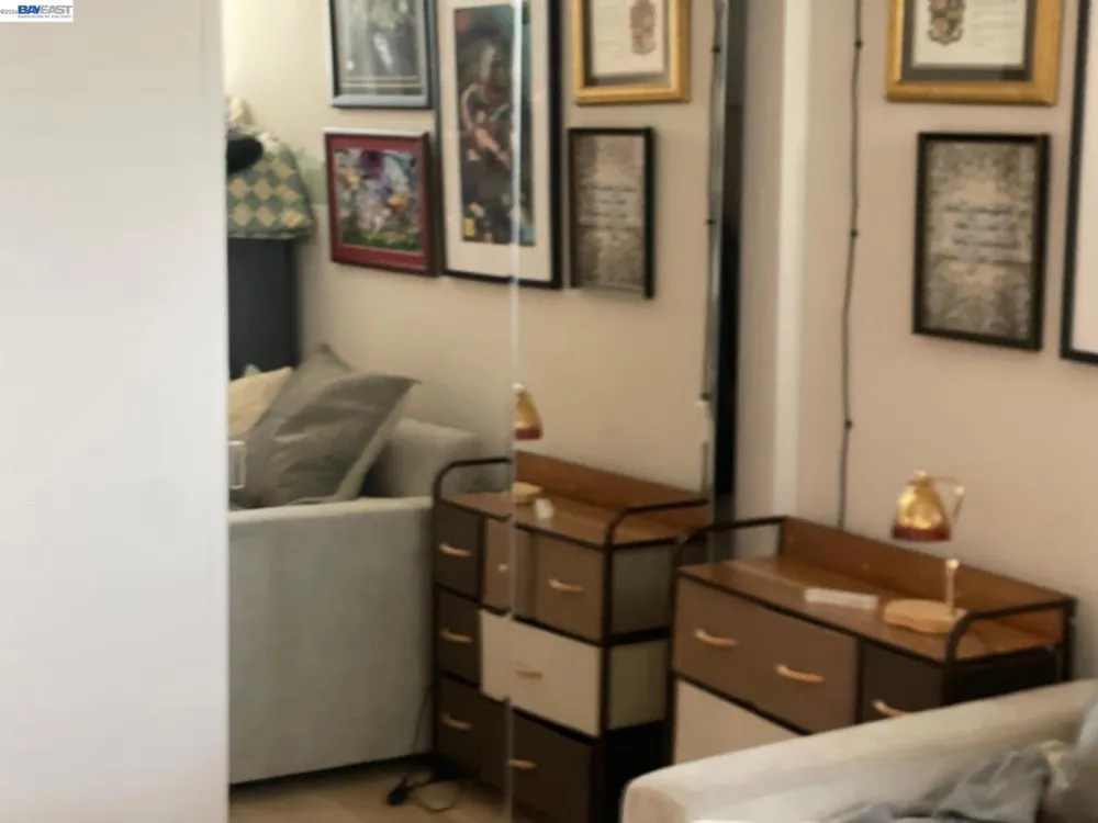 303 Adams St #109 Oakland, CA 94610