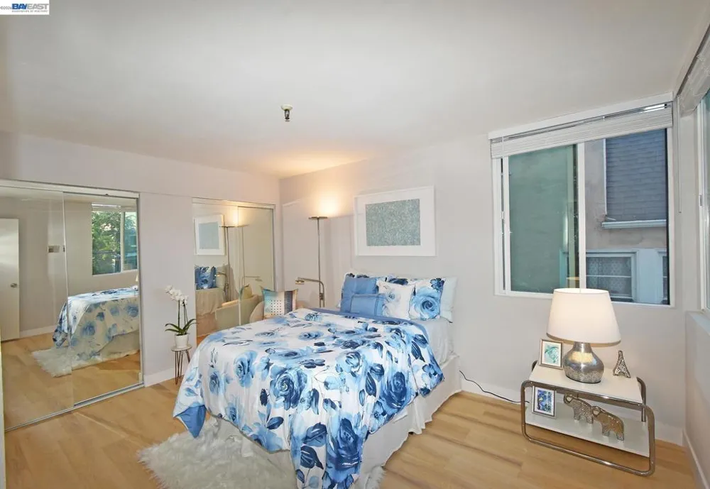 303 Adams St #109 Oakland, CA 94610