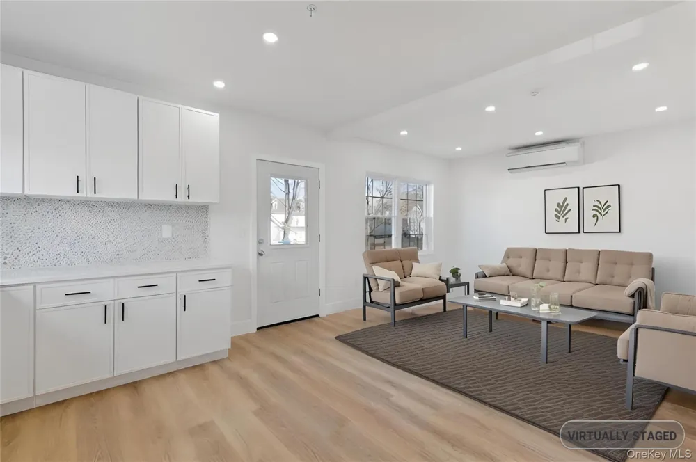 9 Lagrange Avenue #APT 2 Poughkeepsie, NY 12603