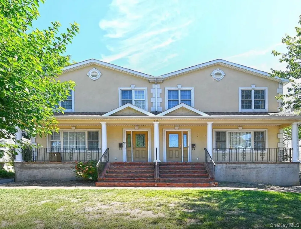 16A Inwood Road Port Washington, NY 11050