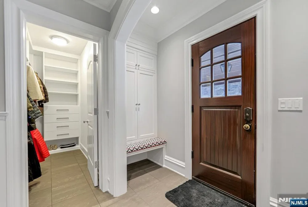 373 Hardenburgh Avenue Demarest, NJ 07627