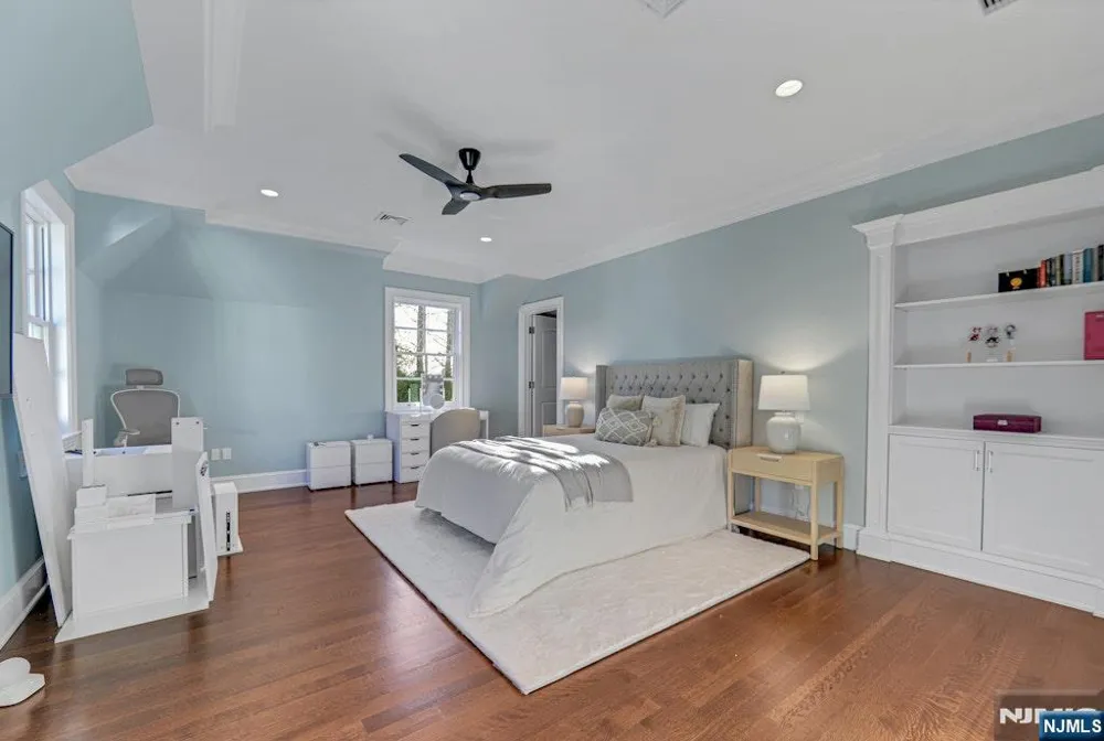 373 Hardenburgh Avenue Demarest, NJ 07627