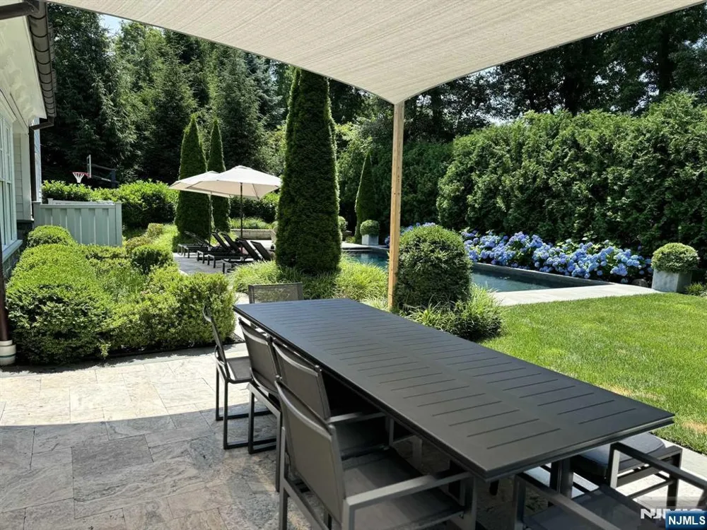 373 Hardenburgh Avenue Demarest, NJ 07627
