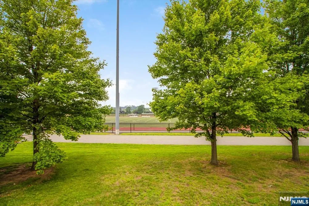 825 Riverside B202 Lyndhurst, NJ 07071