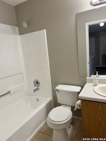 10158 Bastrop Crk San Antonio, TX 78245