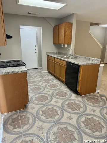 10158 Bastrop Crk San Antonio, TX 78245