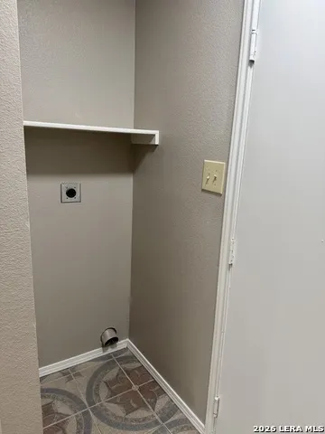 10158 Bastrop Crk San Antonio, TX 78245